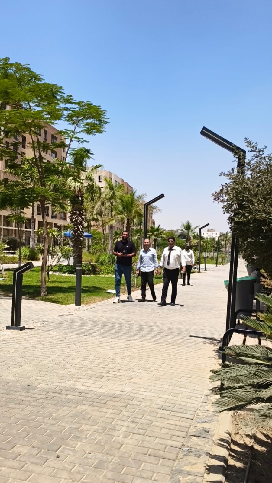 مدخل وأجواء موقع البازار